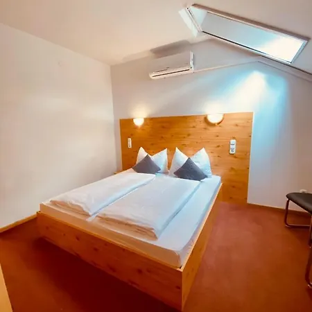 Sommer Panzio 3* Balatonföldvár