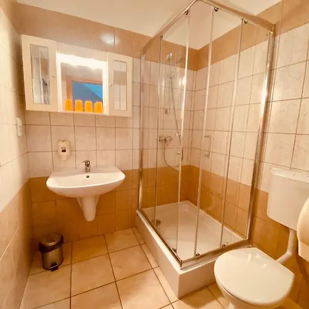 ベッド・アンド・ブレックファスト Sommer Panzio Balatonföldvár