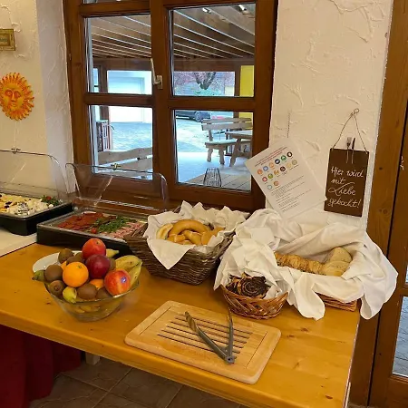 Sommer Panzio Bed & Breakfast Balatonfoldvar