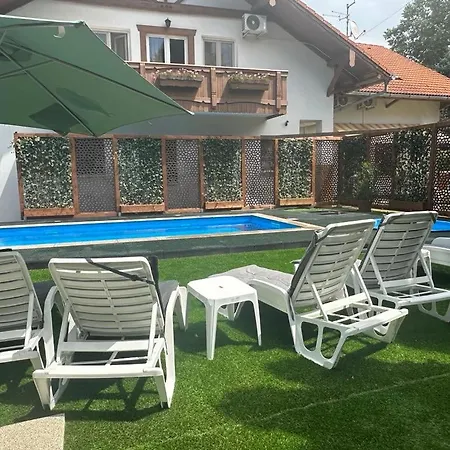 Bed & Breakfast Sommer Panzio