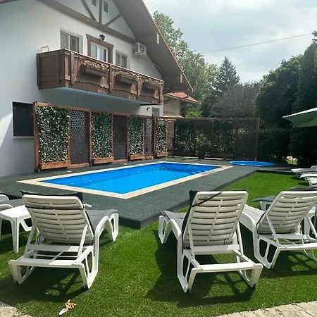 Sommer Panzio Balatonföldvár