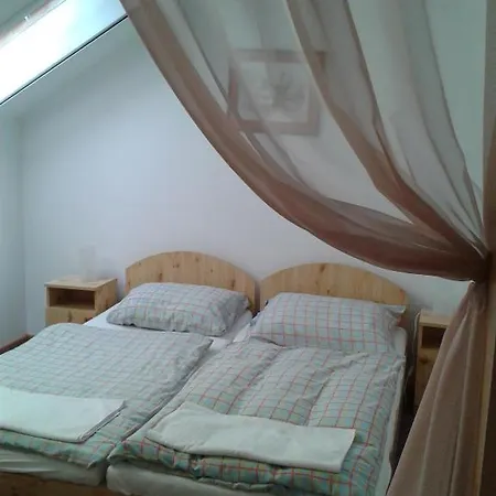 Sommer Panzio 3* Balatonföldvár