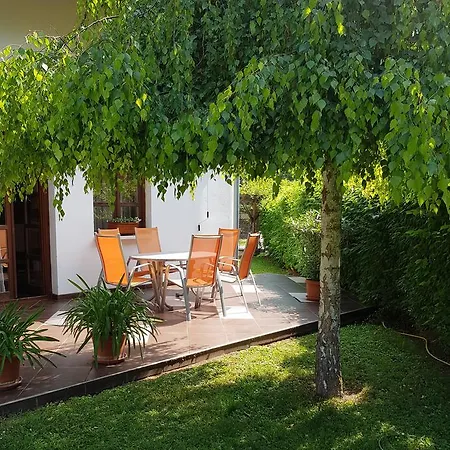 Sommer Panzio ベッド・アンド・ブレックファスト