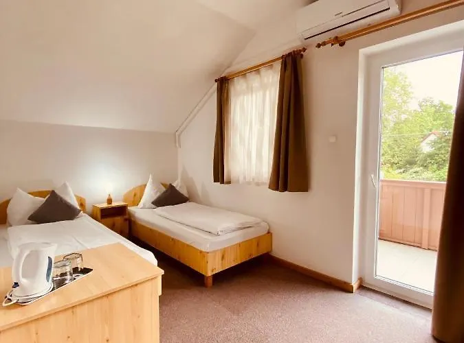 Sommer Panzio ベッド・アンド・ブレックファスト Balatonföldvár