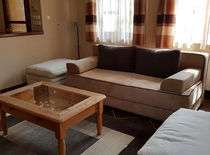 Sommer Panzio ベッド・アンド・ブレックファスト 3*