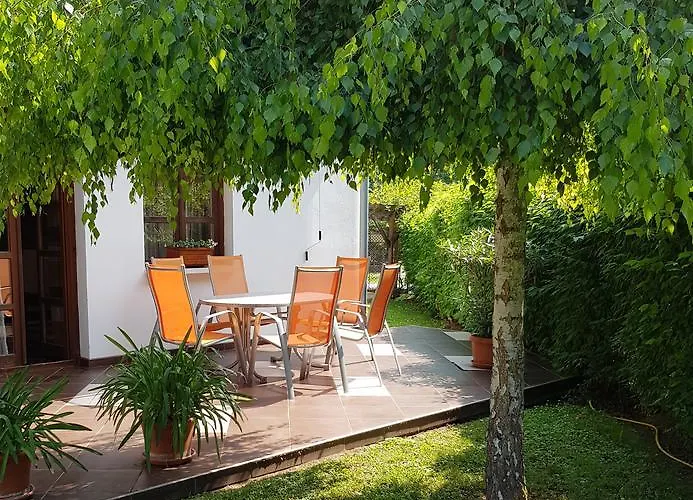 Sommer Panzió Frühstückspension